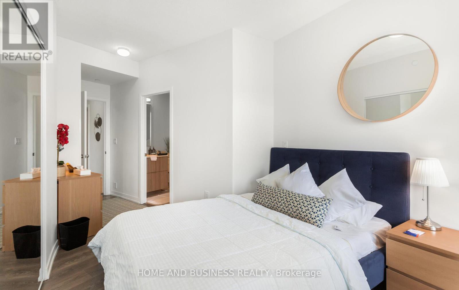 1218 - 2520 Eglinton Avenue W, Mississauga, Ontario  L5M 0Y2 - Photo 23 - W12957598