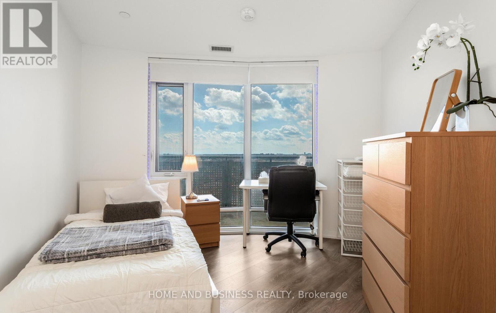 1218 - 2520 Eglinton Avenue W, Mississauga, Ontario  L5M 0Y2 - Photo 27 - W12957598