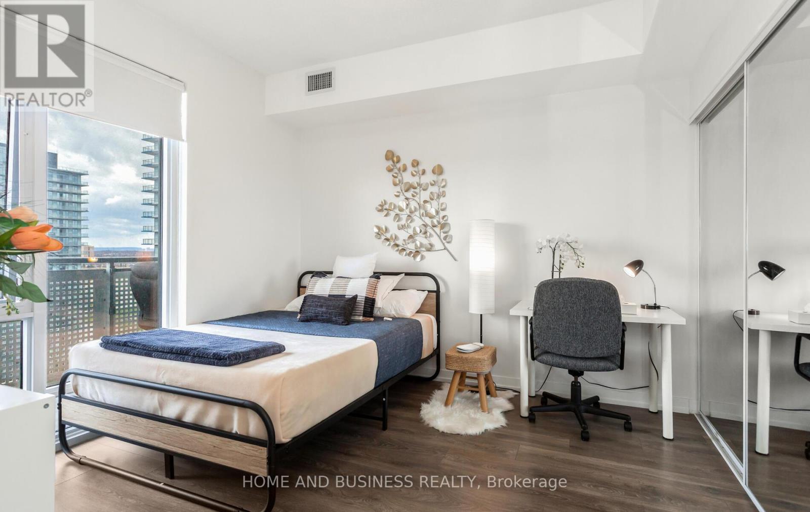 1218 - 2520 Eglinton Avenue W, Mississauga, Ontario  L5M 0Y2 - Photo 28 - W12957598