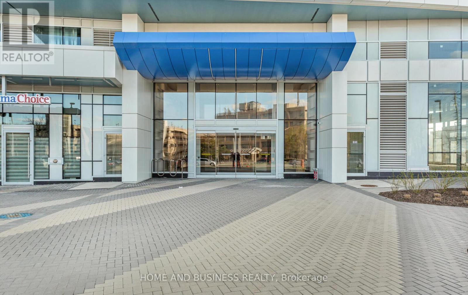 1218 - 2520 Eglinton Avenue W, Mississauga, Ontario  L5M 0Y2 - Photo 3 - W12957598