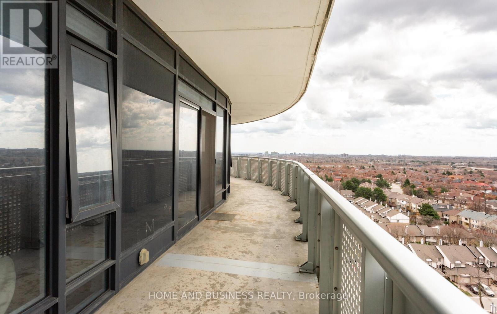 1218 - 2520 Eglinton Avenue W, Mississauga, Ontario  L5M 0Y2 - Photo 33 - W12957598