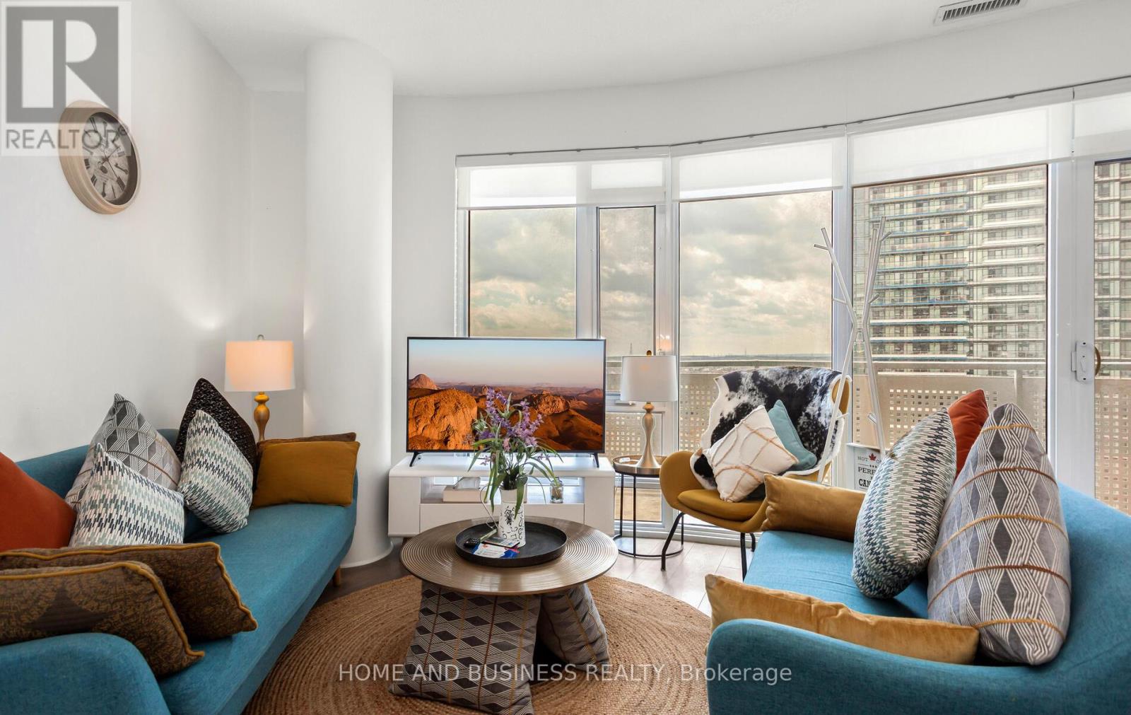 1218 - 2520 Eglinton Avenue W, Mississauga, Ontario  L5M 0Y2 - Photo 8 - W12957598