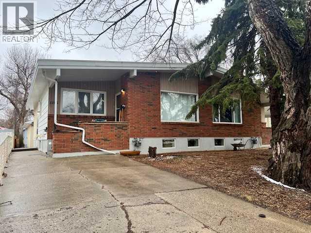1105 And 1107 11 Street S, Lethbridge, Alberta  T1K 1P7 - Photo 1 - A2298344