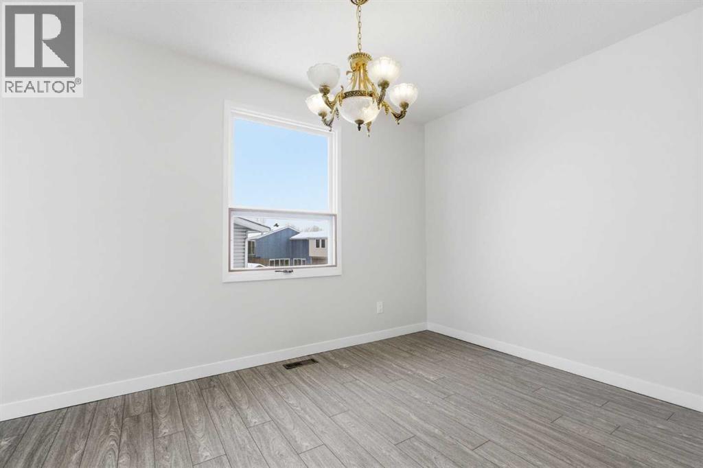 32 Fonda Mews SE, Calgary, Alberta  T2A 5S5 - Photo 17 - A2298267