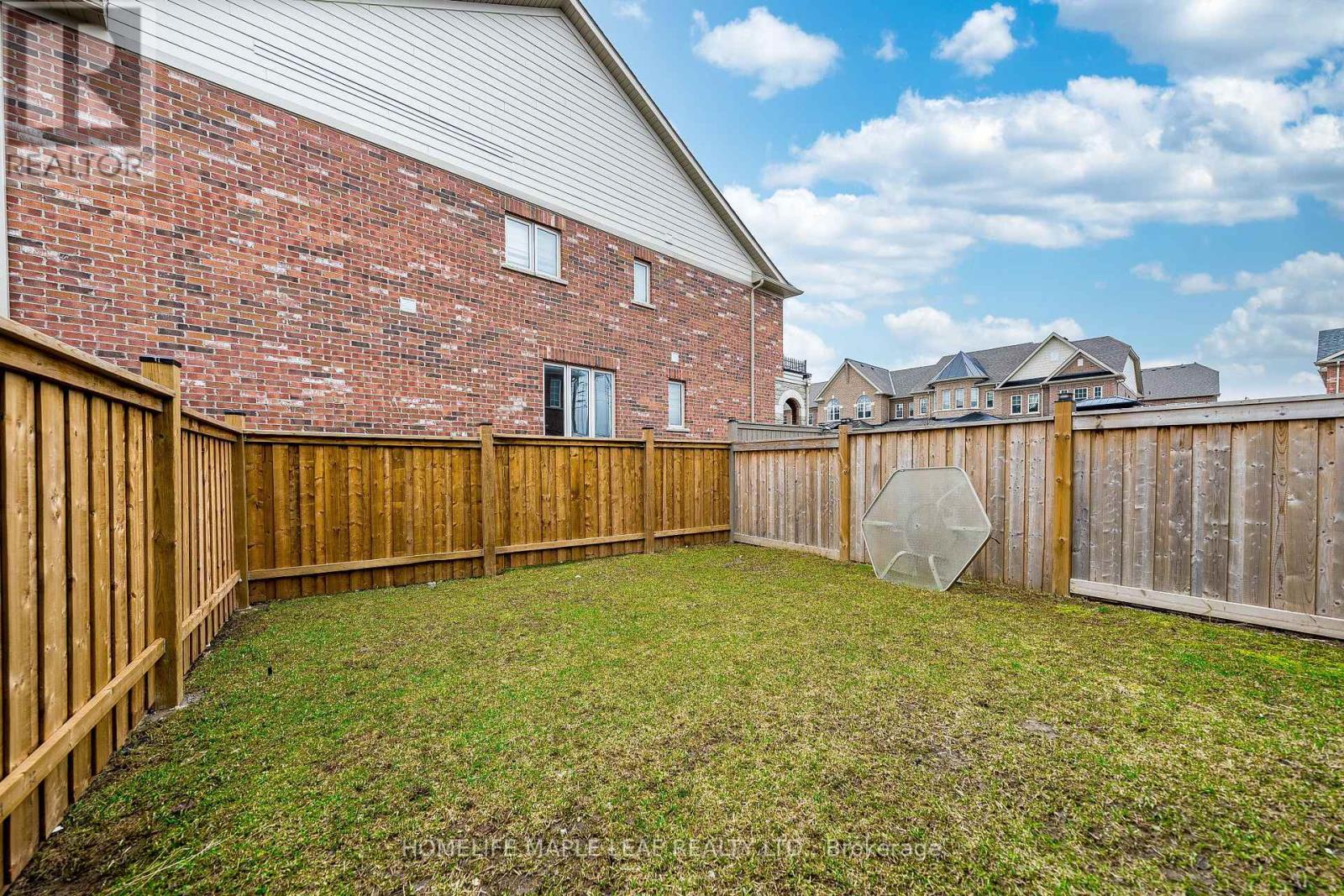67 Benhurst Crescent, Brampton, Ontario  L7A 5A5 - Photo 40 - W12956374