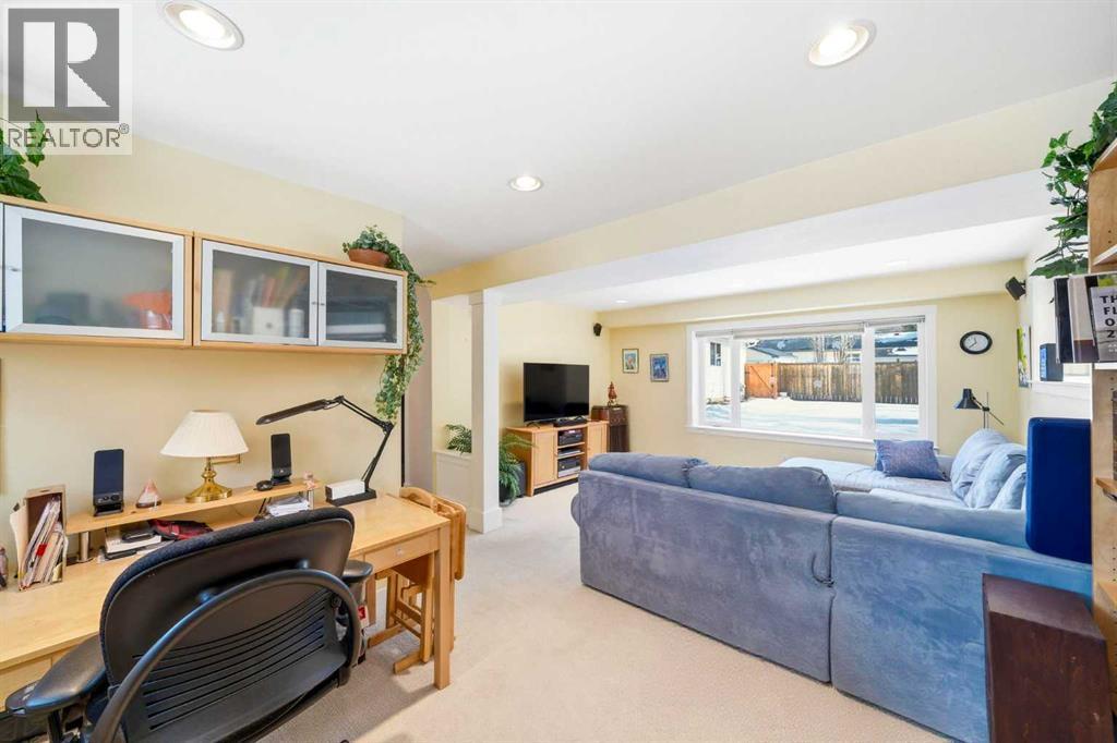 2724 Lougheed Drive Sw, Calgary, Alberta  T3E 5T6 - Photo 29 - A2298102