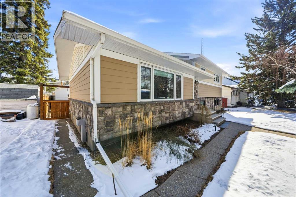 2724 Lougheed Drive Sw, Calgary, Alberta  T3E 5T6 - Photo 4 - A2298102