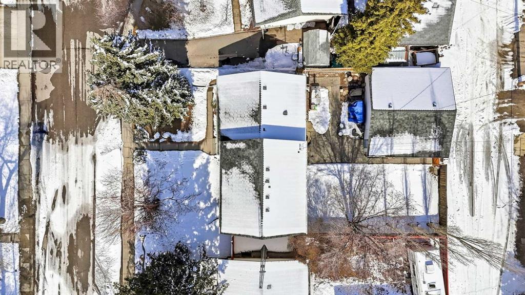 2724 Lougheed Drive Sw, Calgary, Alberta  T3E 5T6 - Photo 41 - A2298102