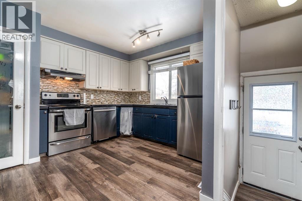 5709 51 Street, Lloydminster, Alberta  T9V 0R4 - Photo 7 - A2299080