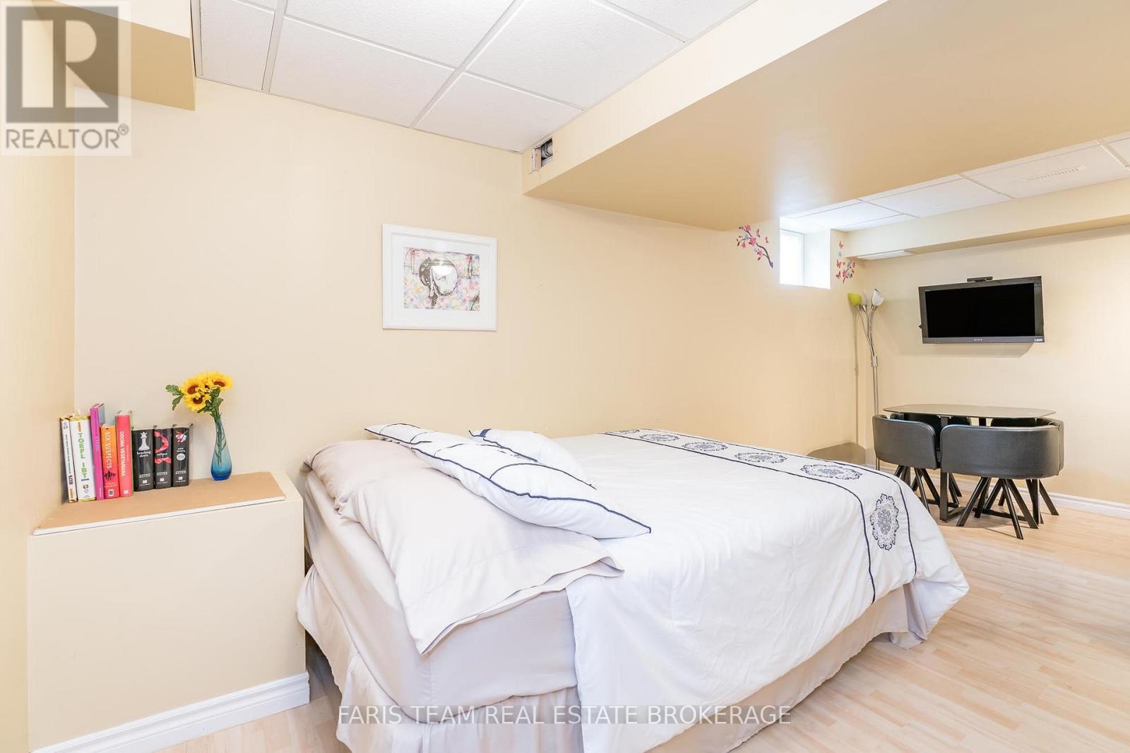 233 Stanley Street, Barrie, Ontario  L4M 6X9 - Photo 24 - S12934478