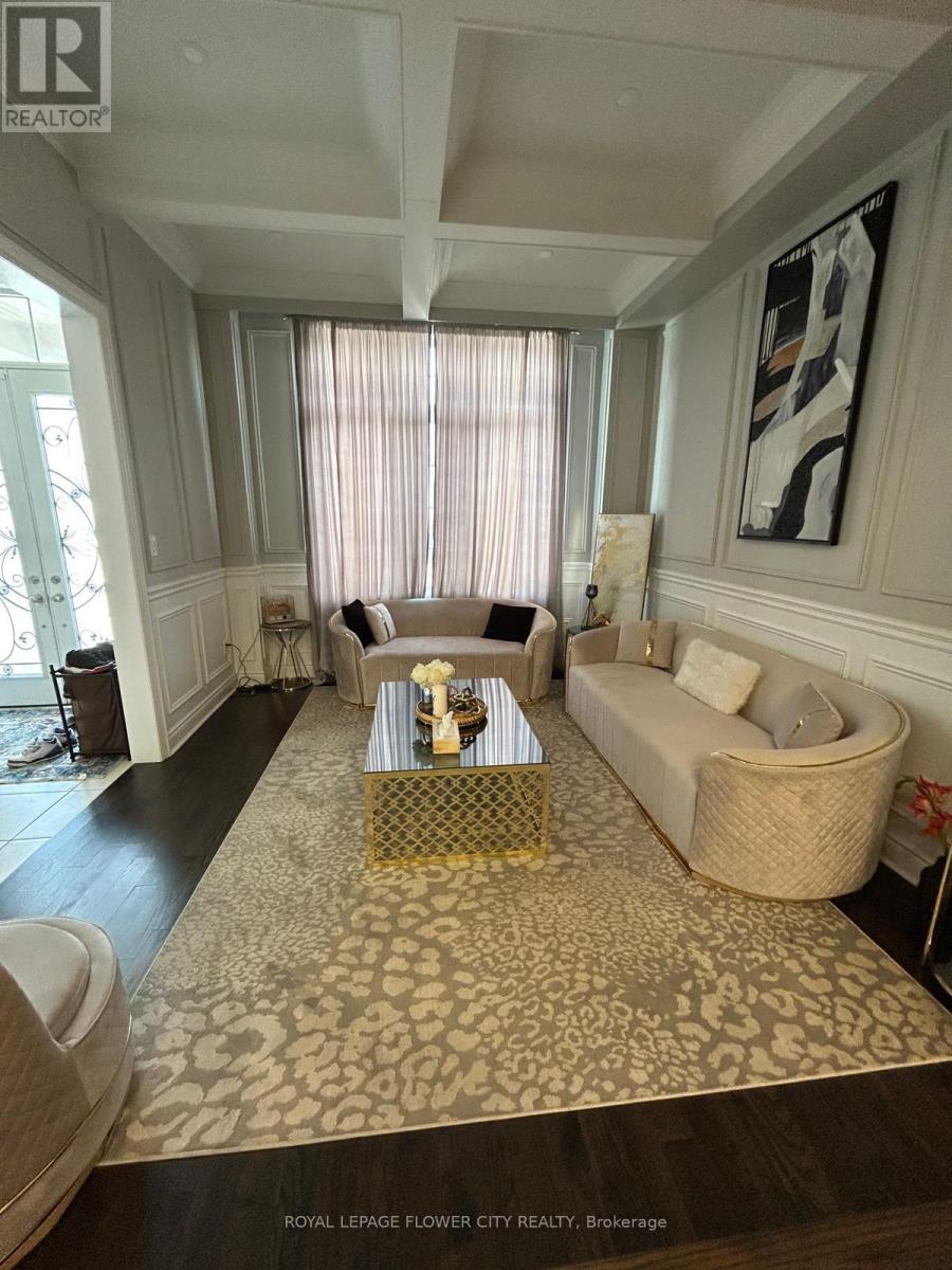 29 Adamsville Road, Brampton, Ontario  L6X 1P3 - Photo 4 - W12945302