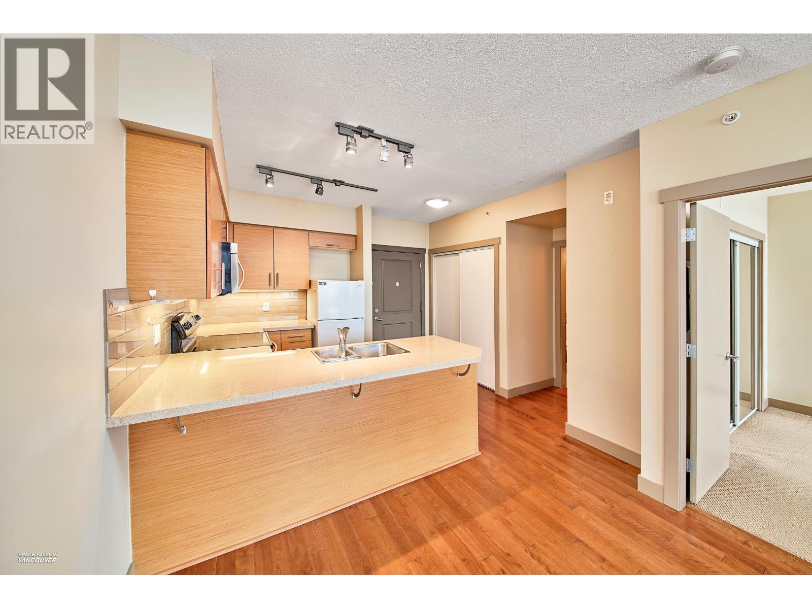 415 9009 Cornerstone Mews, Burnaby, British Columbia  V5A 0B9 - Photo 5 - R3106707