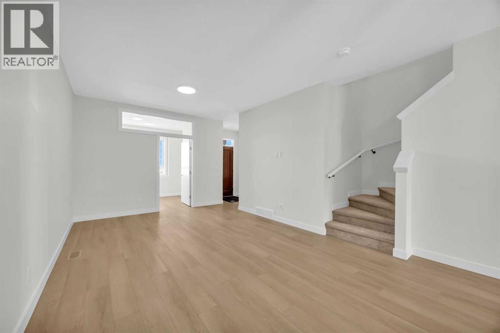 619 Homestead Drive Ne, Calgary, Alberta  T3J 5V9 - Photo 6 - A2295318