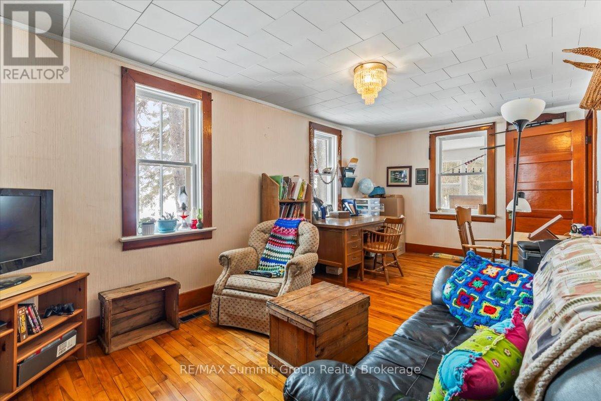 595181 4th Line, Blue Mountains, Ontario  N0H 2E0 - Photo 19 - X12957636