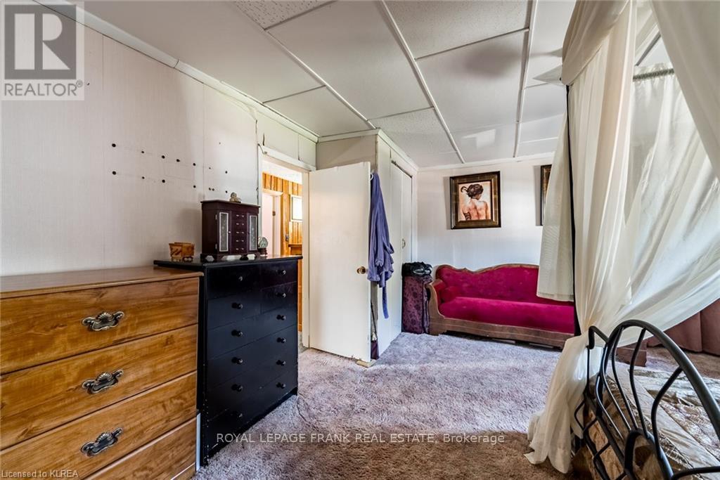 37 Sussex Street N, Kawartha Lakes (Lindsay), Ontario  K9V 4H6 - Photo 25 - X12957646