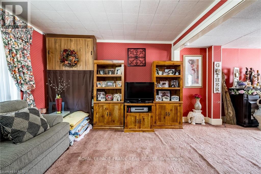 37 Sussex Street N, Kawartha Lakes (Lindsay), Ontario  K9V 4H6 - Photo 27 - X12957646