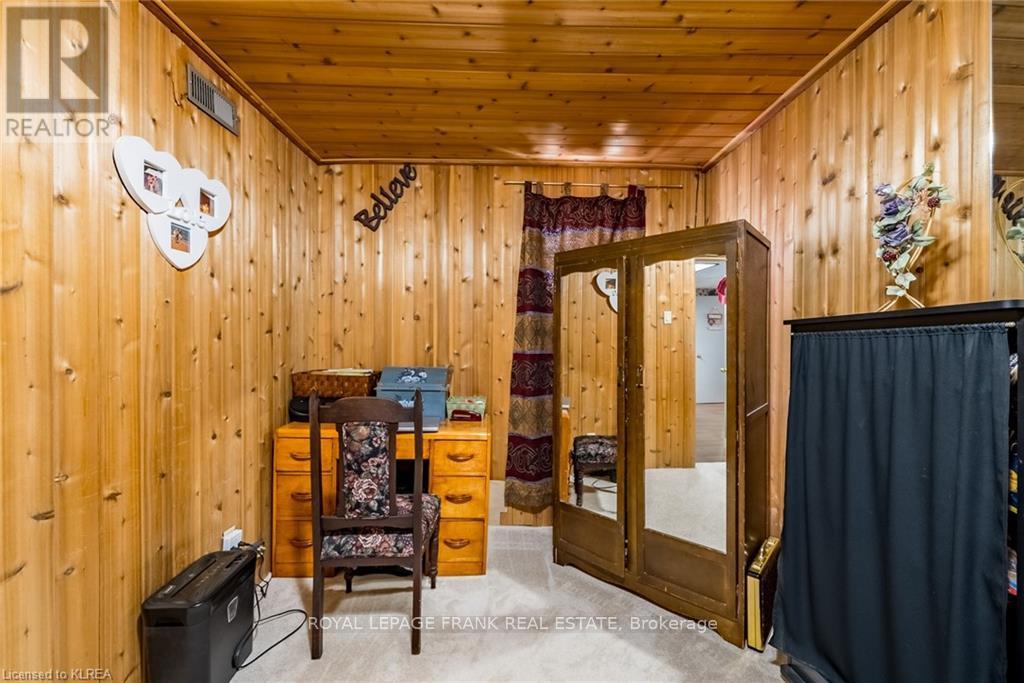 37 Sussex Street N, Kawartha Lakes (Lindsay), Ontario  K9V 4H6 - Photo 32 - X12957646