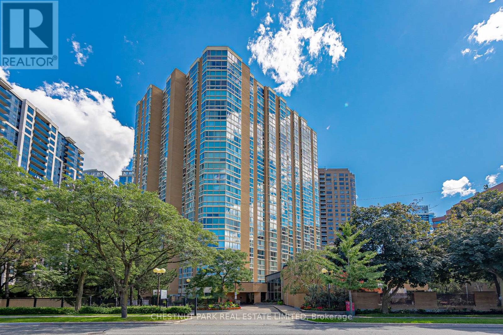 1504 - 131 BEECROFT ROAD, Toronto, Ontario