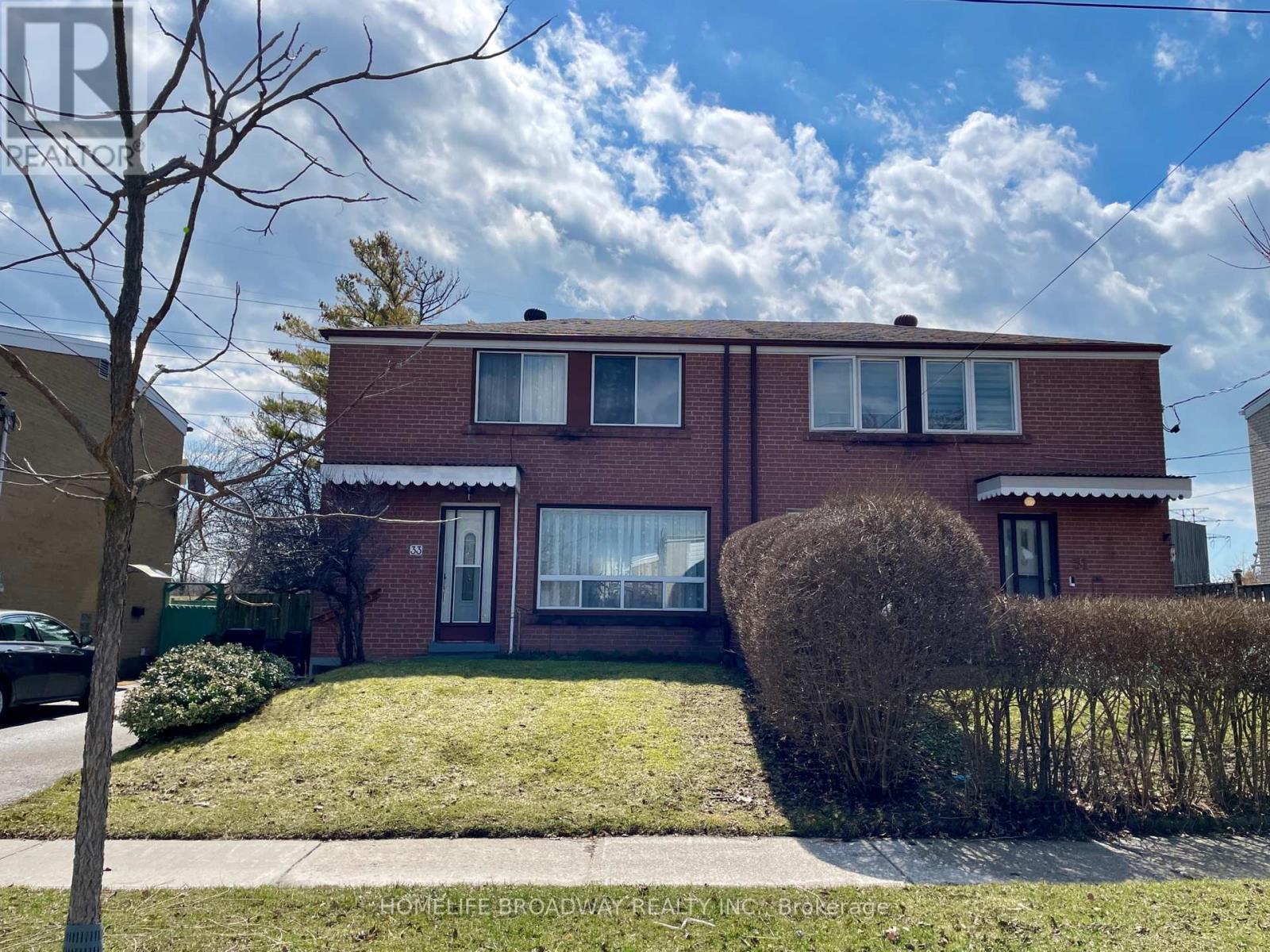 33 CHELWOOD ROAD, Toronto, Ontario