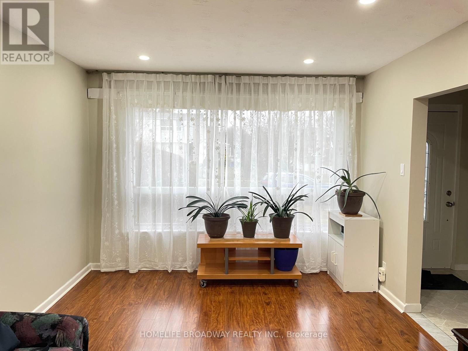 33 Chelwood Road, Toronto, Ontario  M1K 2K5 - Photo 7 - E12957622