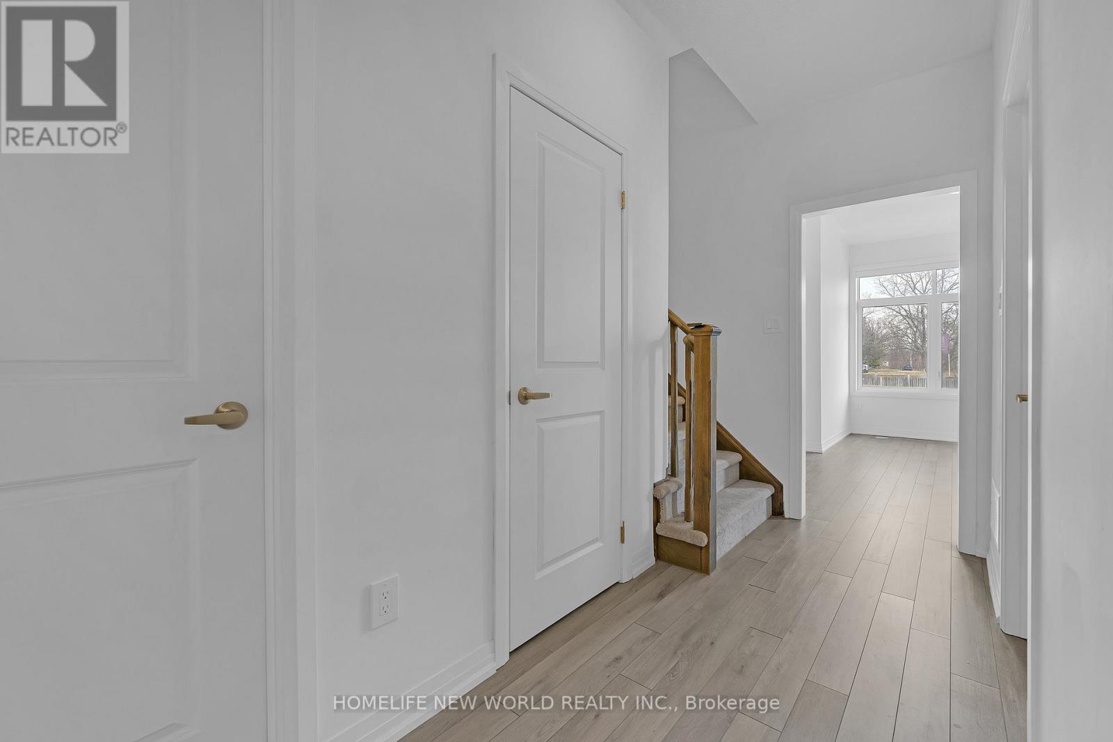 61 Carneros Way, Markham, Ontario  L6B 1R2 - Photo 12 - N12955928