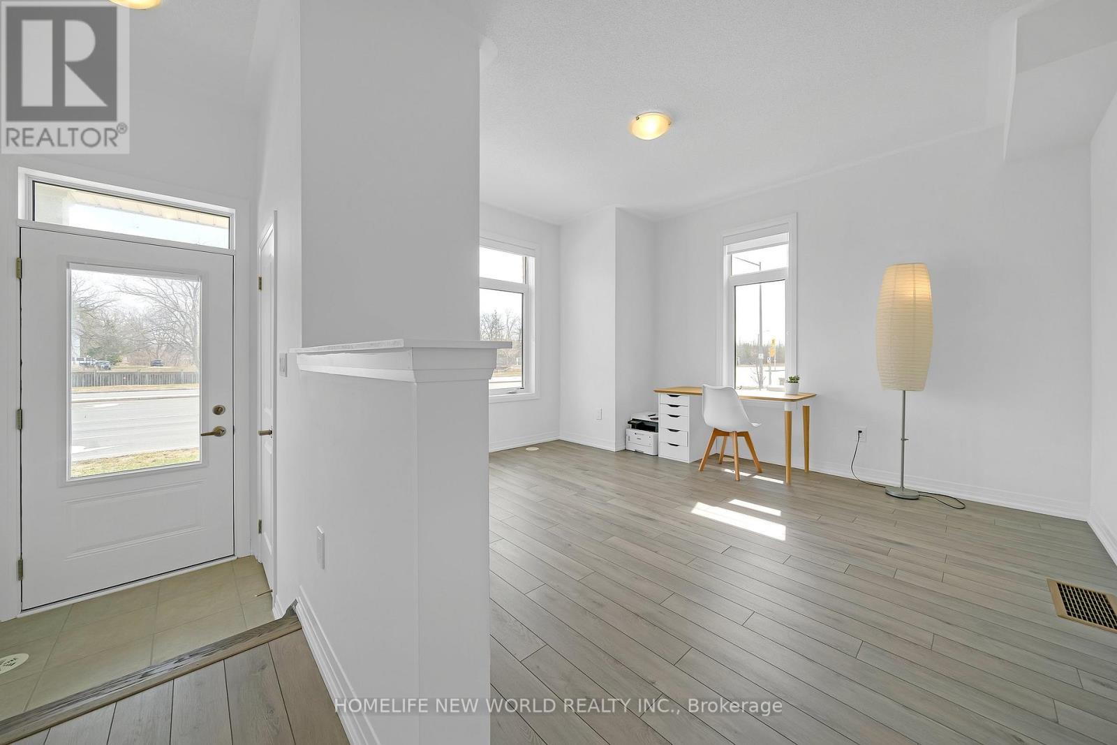 61 Carneros Way, Markham, Ontario  L6B 1R2 - Photo 9 - N12955928