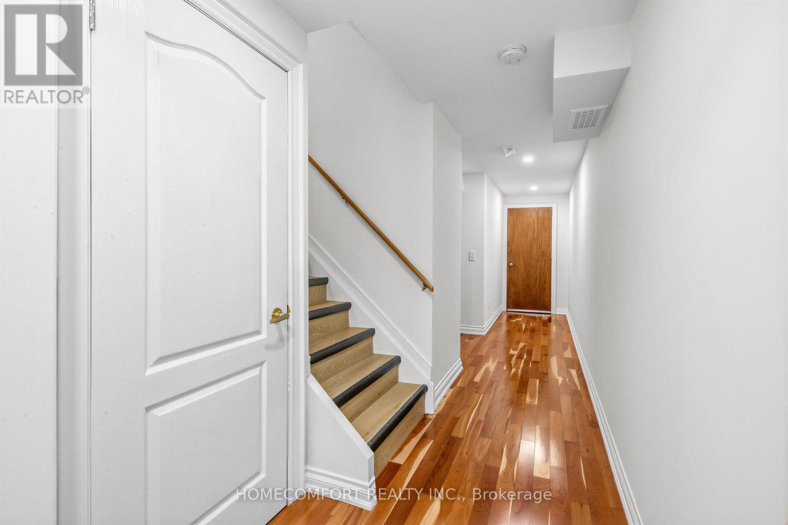 52 Victoria Wood Avenue, Markham, Ontario  L6E 1K1 - Photo 31 - N12957610