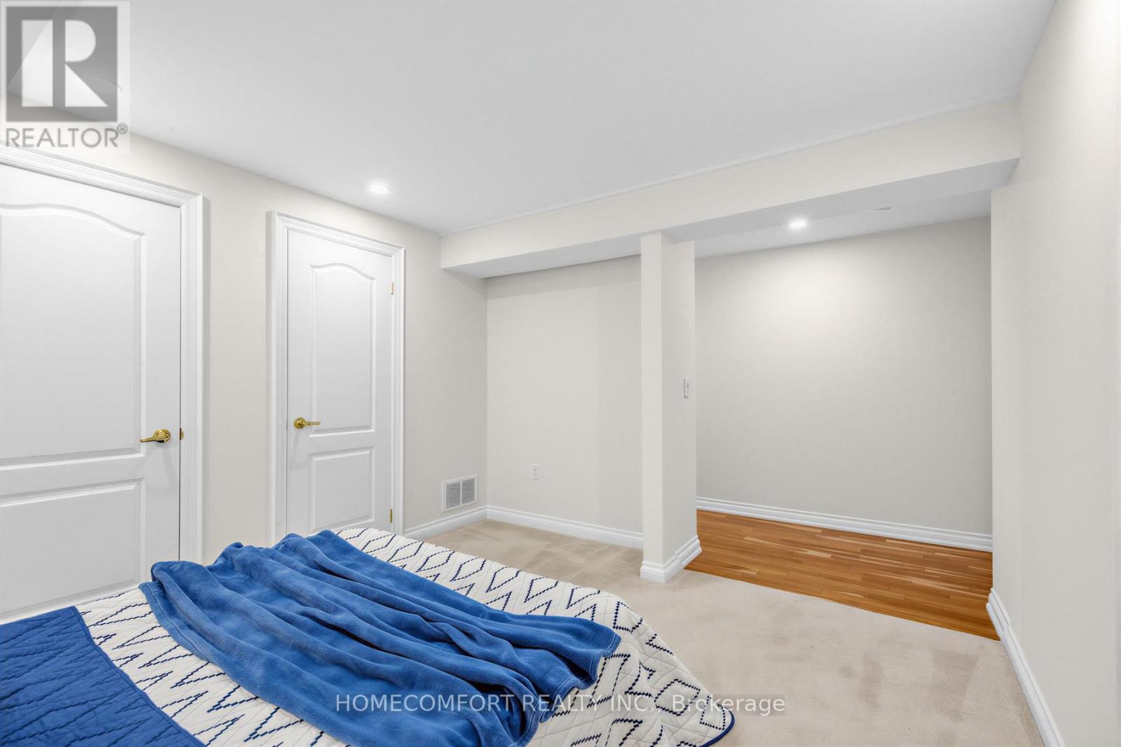 52 Victoria Wood Avenue, Markham, Ontario  L6E 1K1 - Photo 33 - N12957610