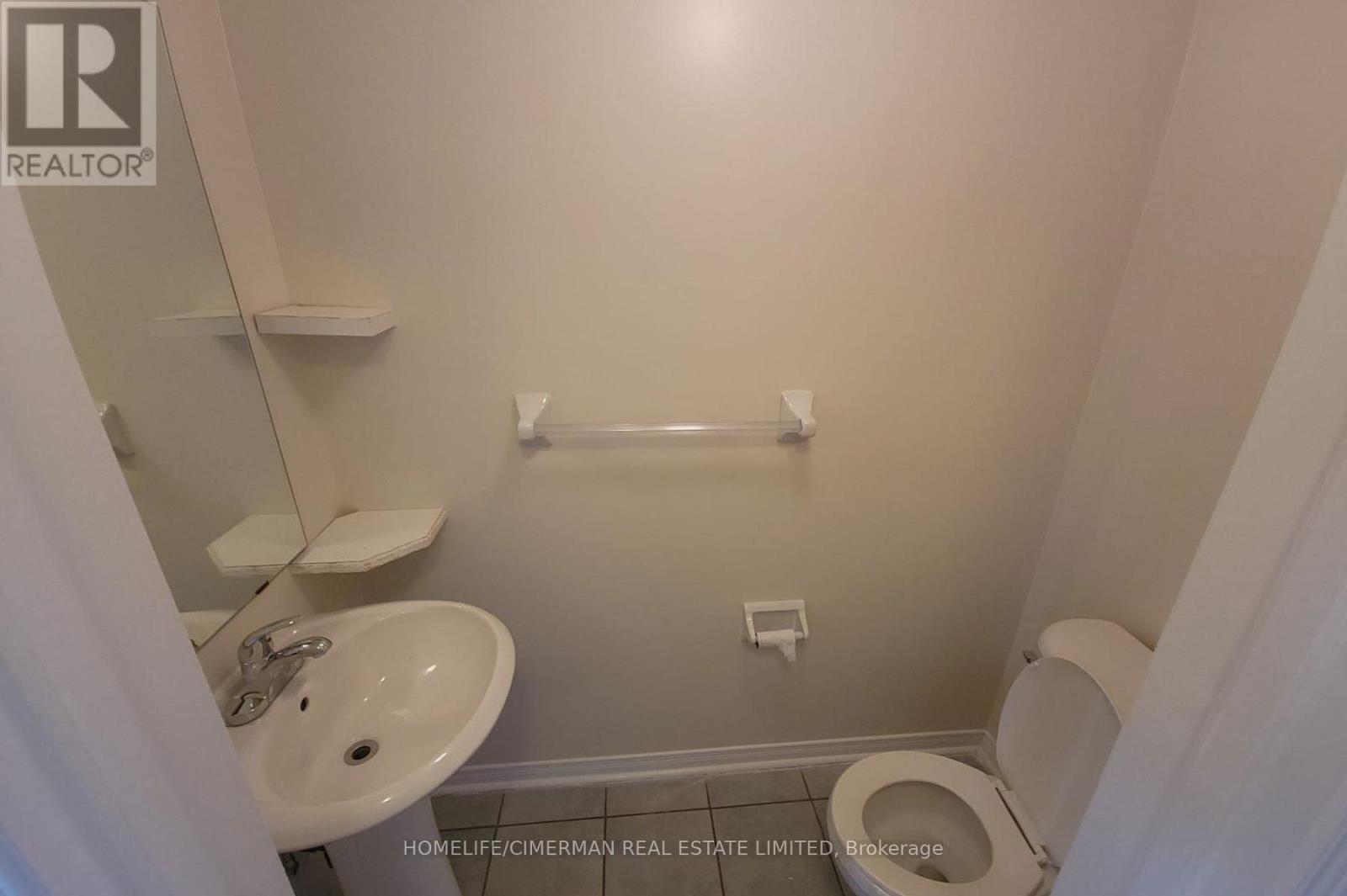 Upper - 161 Sassafras Circle, Vaughan, Ontario  L4J 8M6 - Photo 10 - N12957642