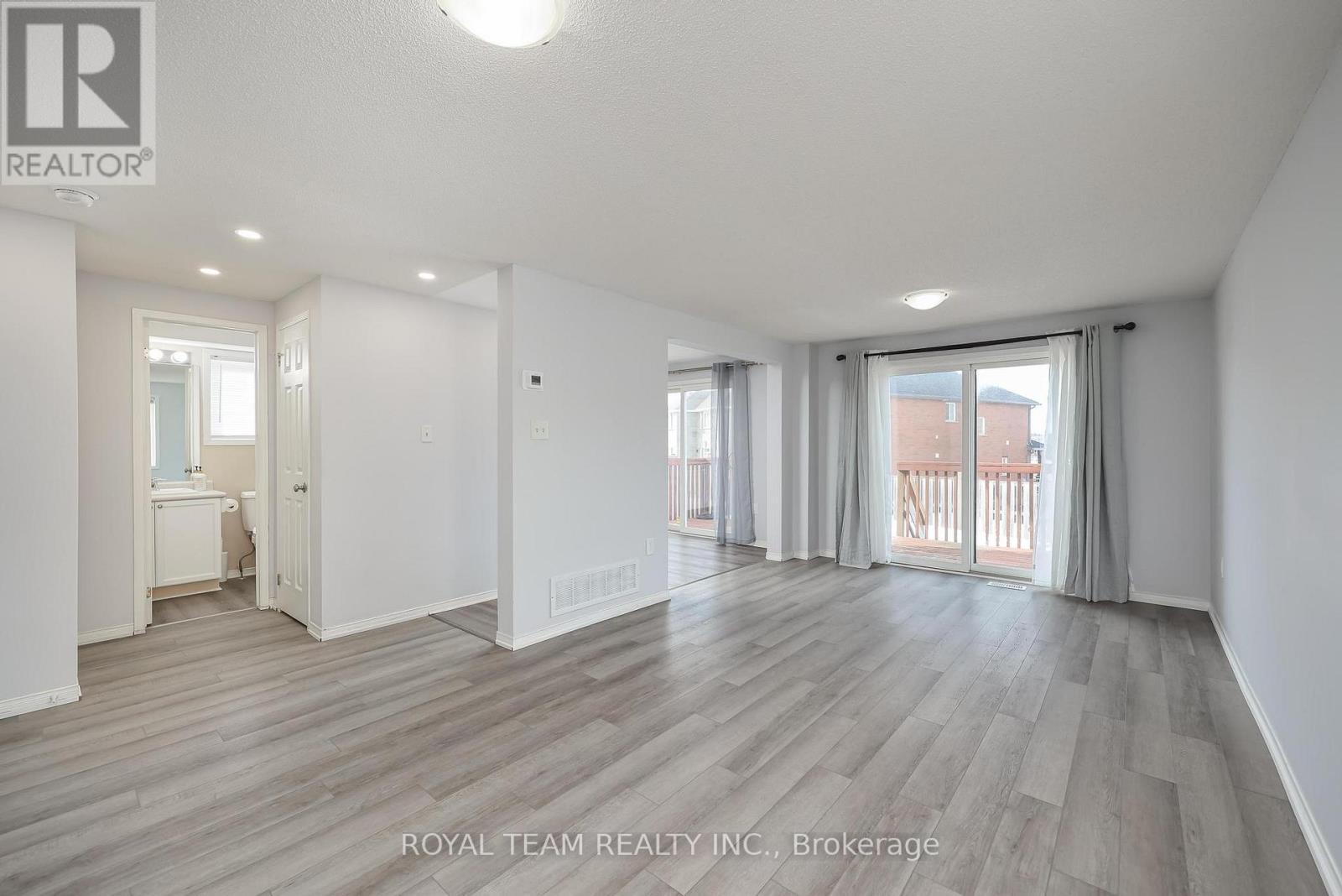 186 Madelaine Drive, Barrie (Painswick South), Ontario  L4N 0S7 - Photo 9 - S12957650