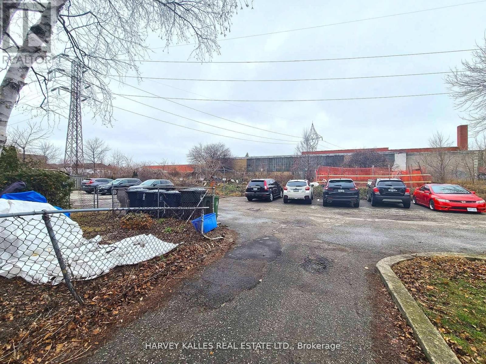 2 - 350 Hopewell Avenue, Toronto, Ontario  M6E 2S2 - Photo 16 - W12957608