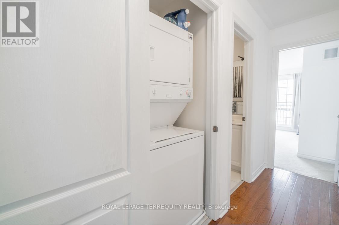 452a Horner Avenue, Toronto, Ontario  M8W 2B4 - Photo 17 - W12957614