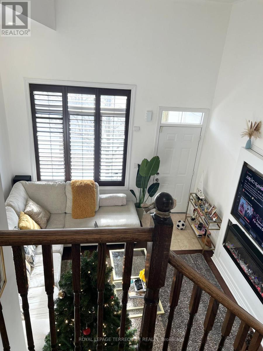 452a Horner Avenue, Toronto, Ontario  M8W 2B4 - Photo 2 - W12957614