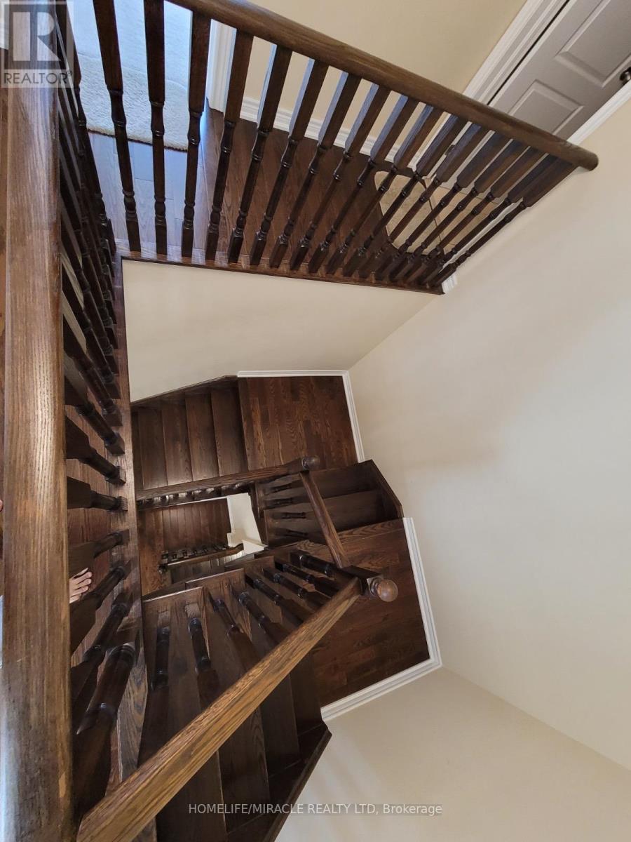 7 Campwood Crescent, Brampton, Ontario  L6P 3S5 - Photo 21 - W12957644