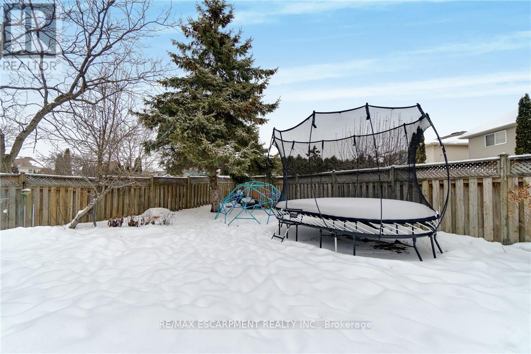 191 Hawkswood Trail, Hamilton, Ontario  L9B 2T1 - Photo 47 - X12957620