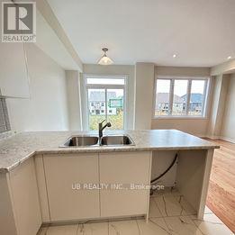 381 Vanilla Trail, Thorold, Ontario  L2V 0K6 - Photo 5 - X12957638