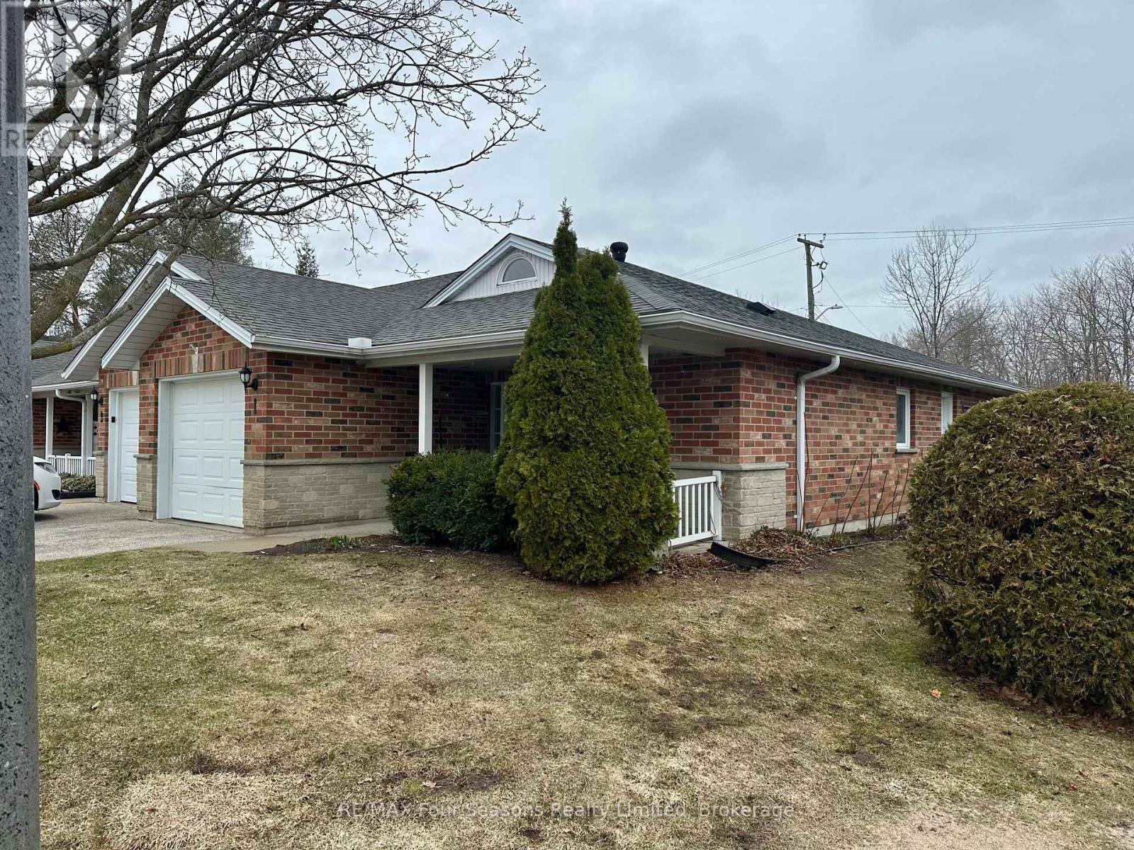 1 - 275 Huron Street, Clearview, Ontario  L0M 1S0 - Photo 2 - S12832718