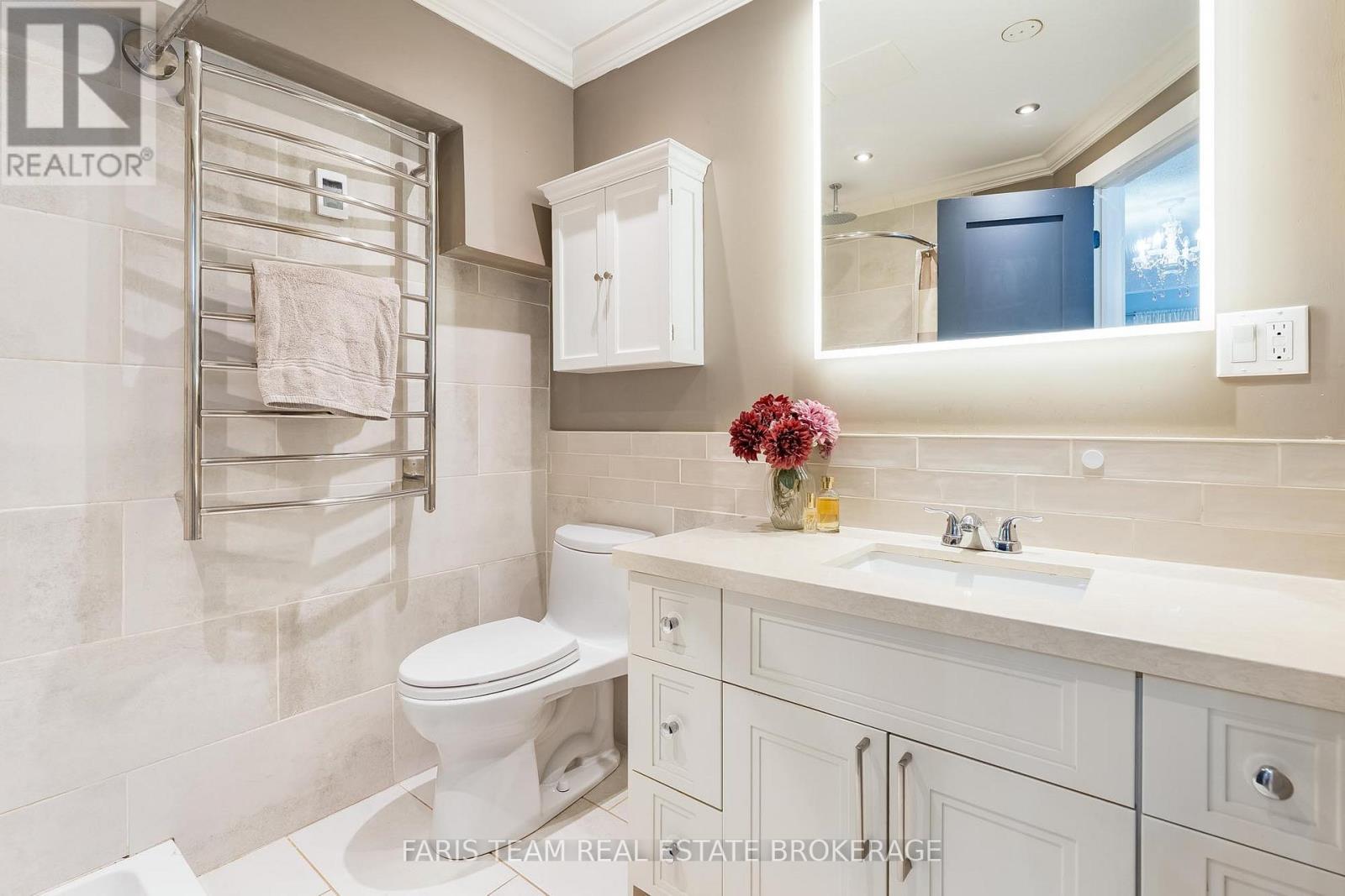 2263 25th Side Road, Innisfil, Ontario  L9S 2E5 - Photo 26 - N12797060