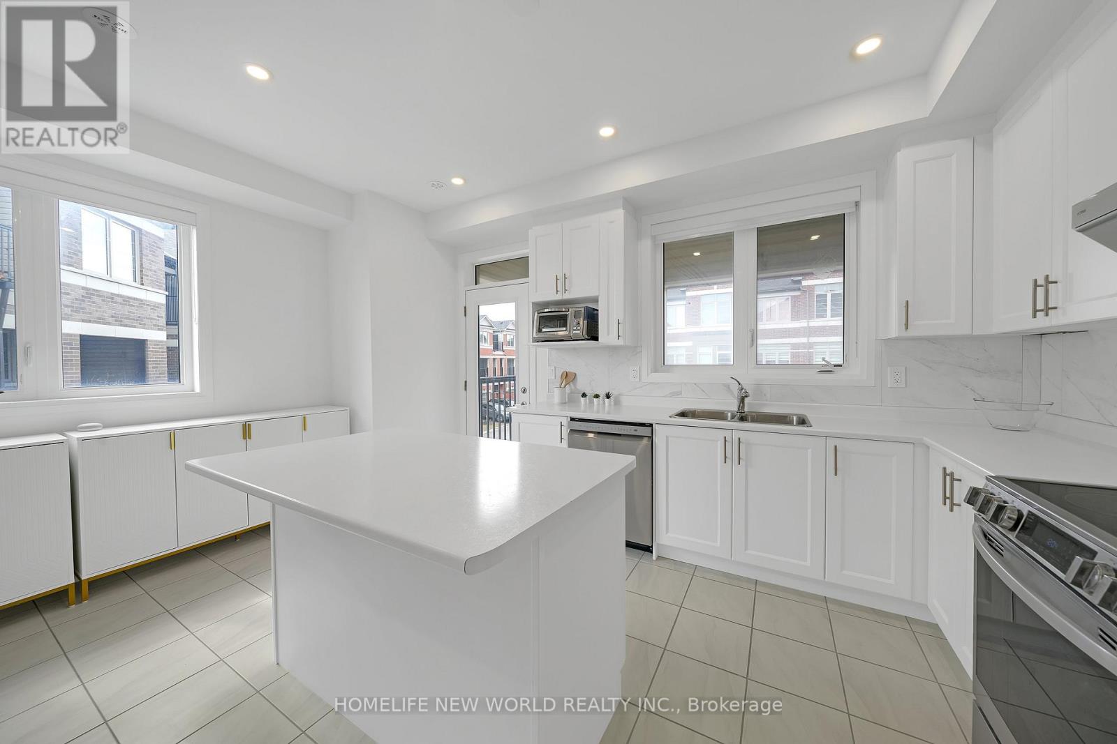 61 Carneros Way, Markham, Ontario  L6B 1R2 - Photo 23 - N12955928