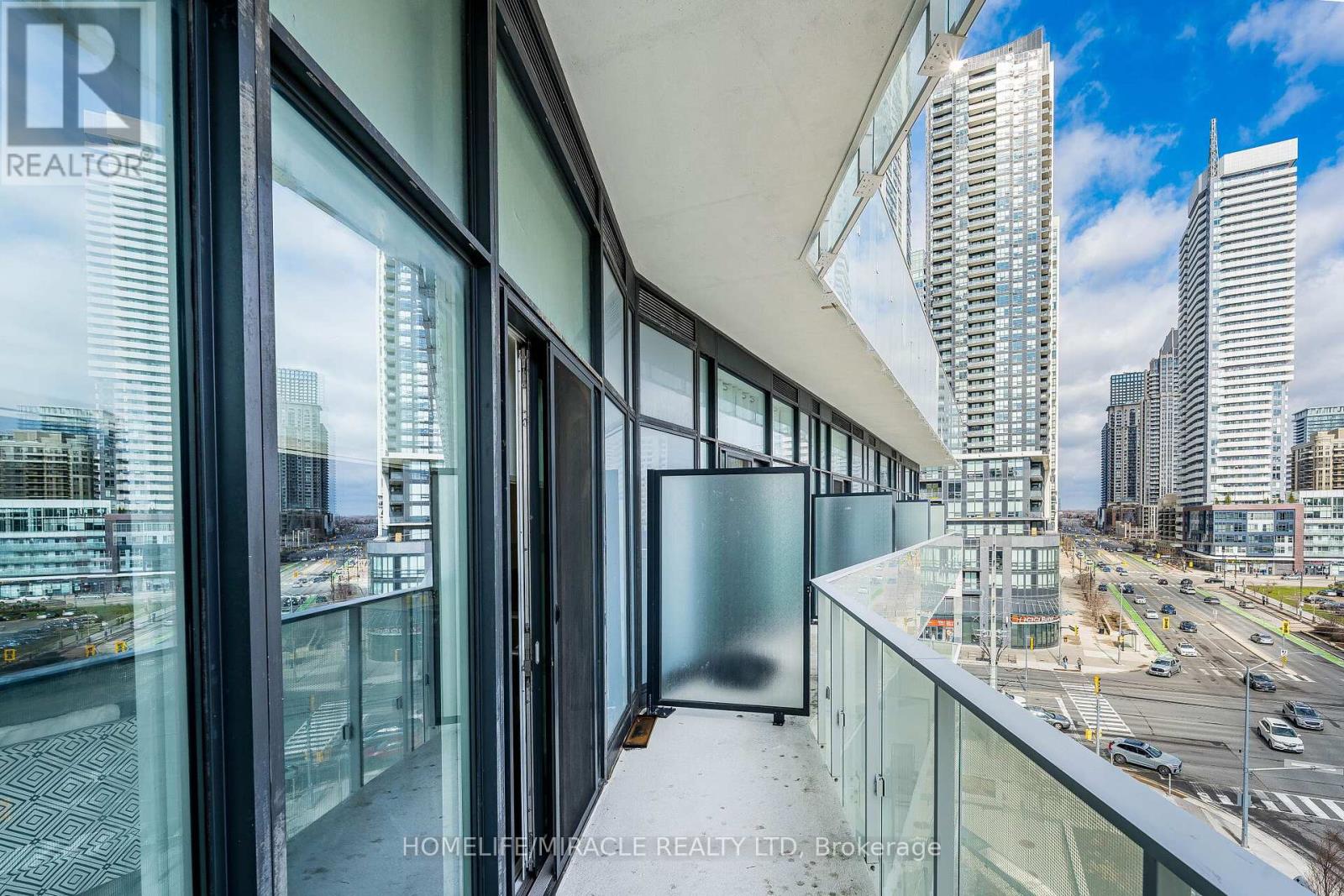 522 - 3900 Confederation Parkway, Mississauga, Ontario L5B 0M3 - Photo 31 - W12778388