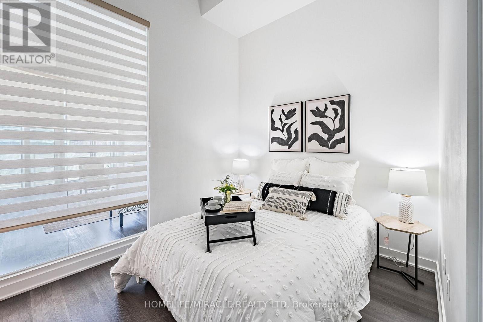 522 - 3900 Confederation Parkway, Mississauga, Ontario L5B 0M3 - Photo 22 - W12778388