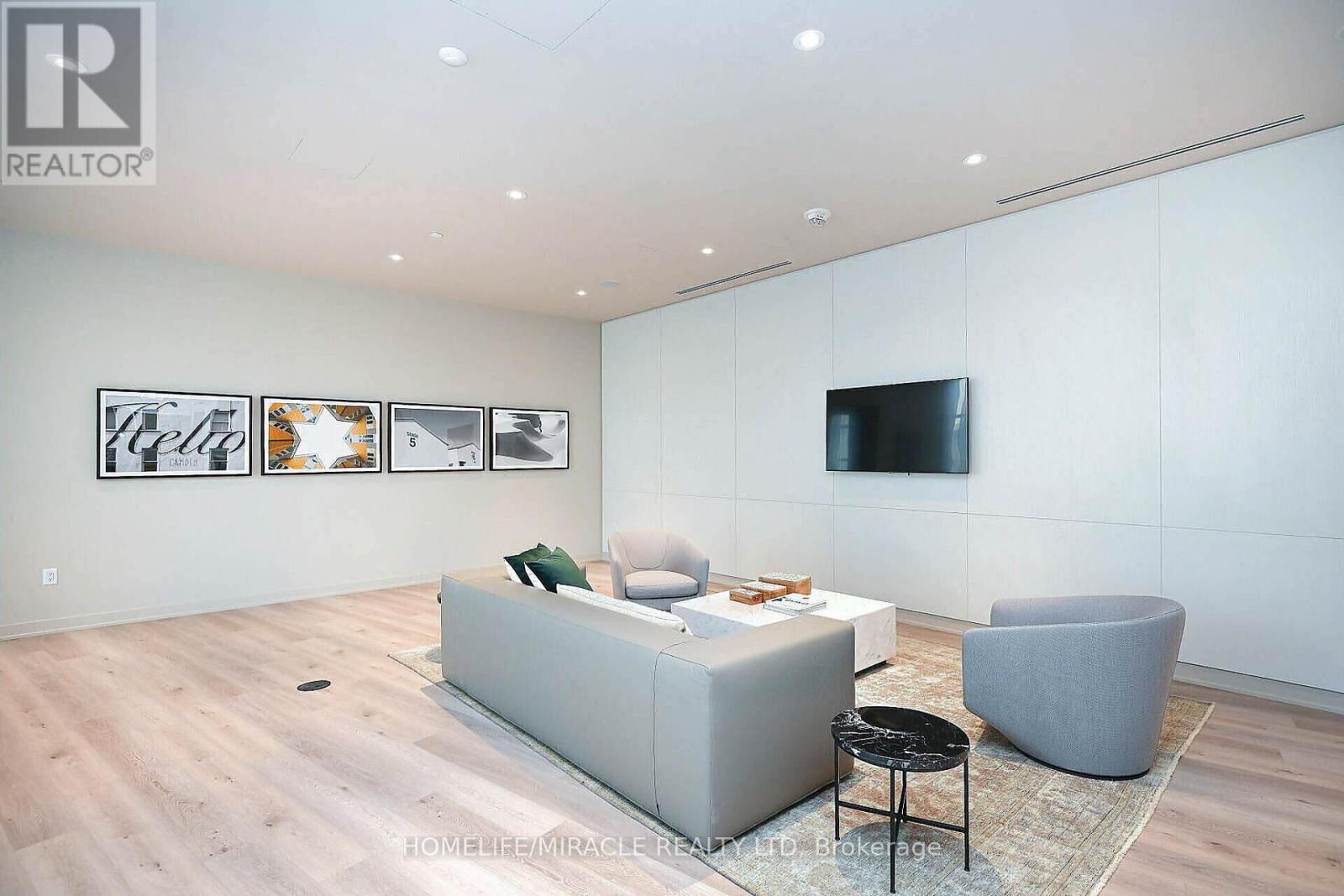 522 - 3900 Confederation Parkway, Mississauga, Ontario L5B 0M3 - Photo 37 - W12778388