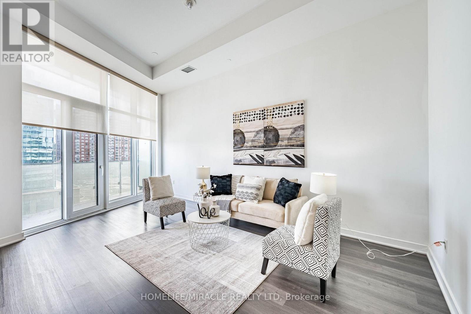 522 - 3900 Confederation Parkway, Mississauga, Ontario L5B 0M3 - Photo 13 - W12778388