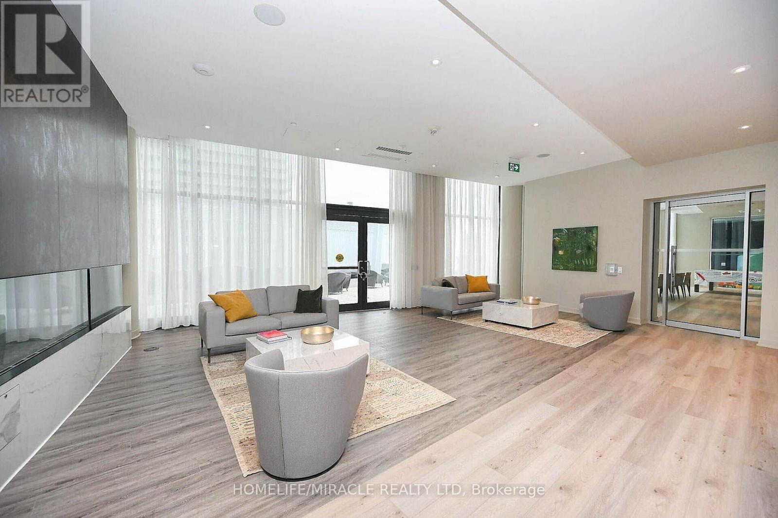 522 - 3900 Confederation Parkway, Mississauga, Ontario L5B 0M3 - Photo 36 - W12778388