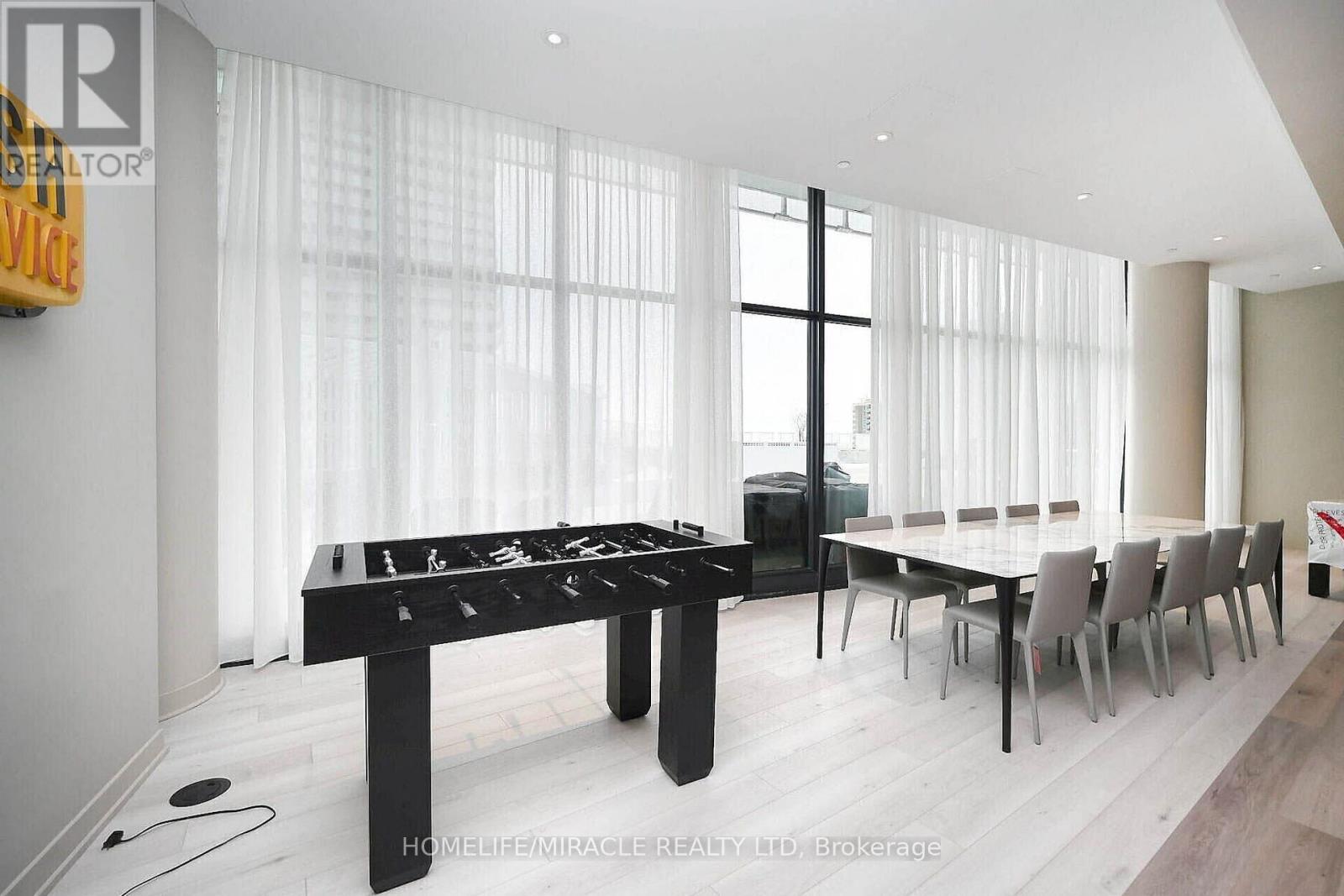 522 - 3900 Confederation Parkway, Mississauga, Ontario L5B 0M3 - Photo 40 - W12778388