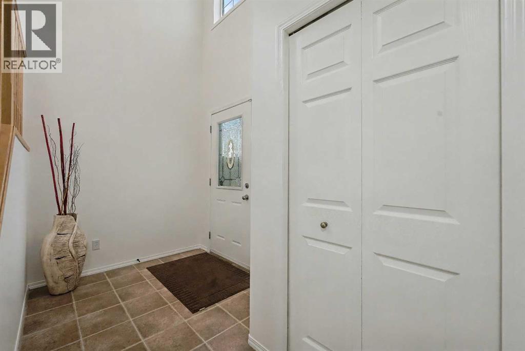 12 Tarawood Grove NE, Calgary, Alberta  T3J 5A7 - Photo 2 - A2291856