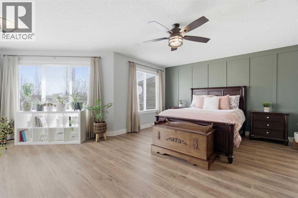 160 Crystal Green Drive SE, Okotoks, Alberta  T1S 0C8 - Photo 4 - A2297437