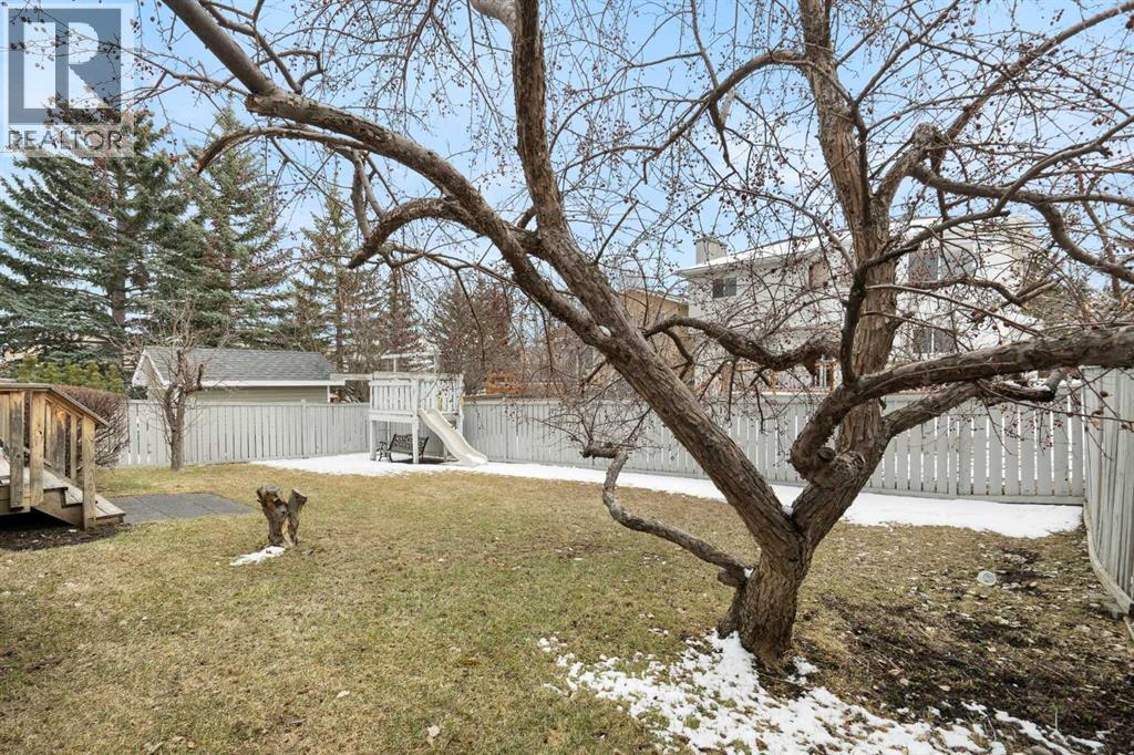 230 Signal Hill Place SW, Calgary, Alberta  T3H 2M4 - Photo 43 - A2297692