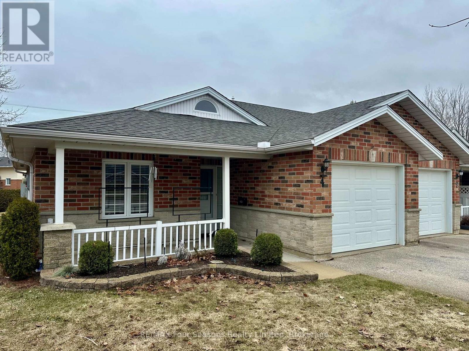 4 - 275 HURON STREET, Clearview, Ontario