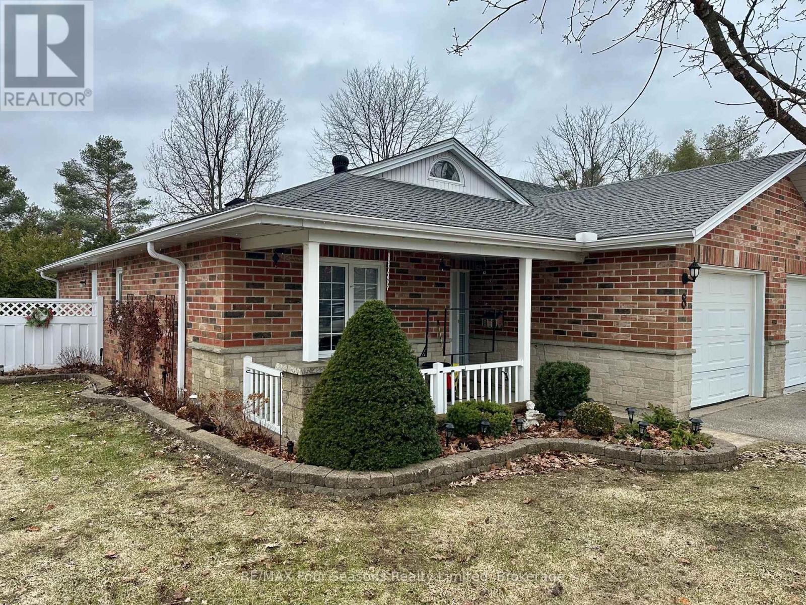 8 - 275 Huron Street, Clearview, Ontario  L0M 1S0 - Photo 2 - S12870374